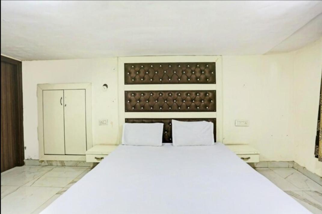 Mishra Residency Hotel Amritsar Bagian luar foto
